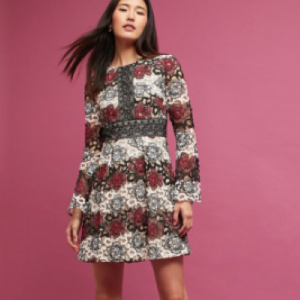 Anthropologie Monique Lhuillier Lace Mini Dress Bell Sleeve Red Black Size 2